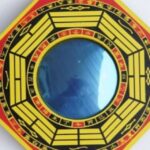 treo-gi-trong-nha-de-tru-ta-ma